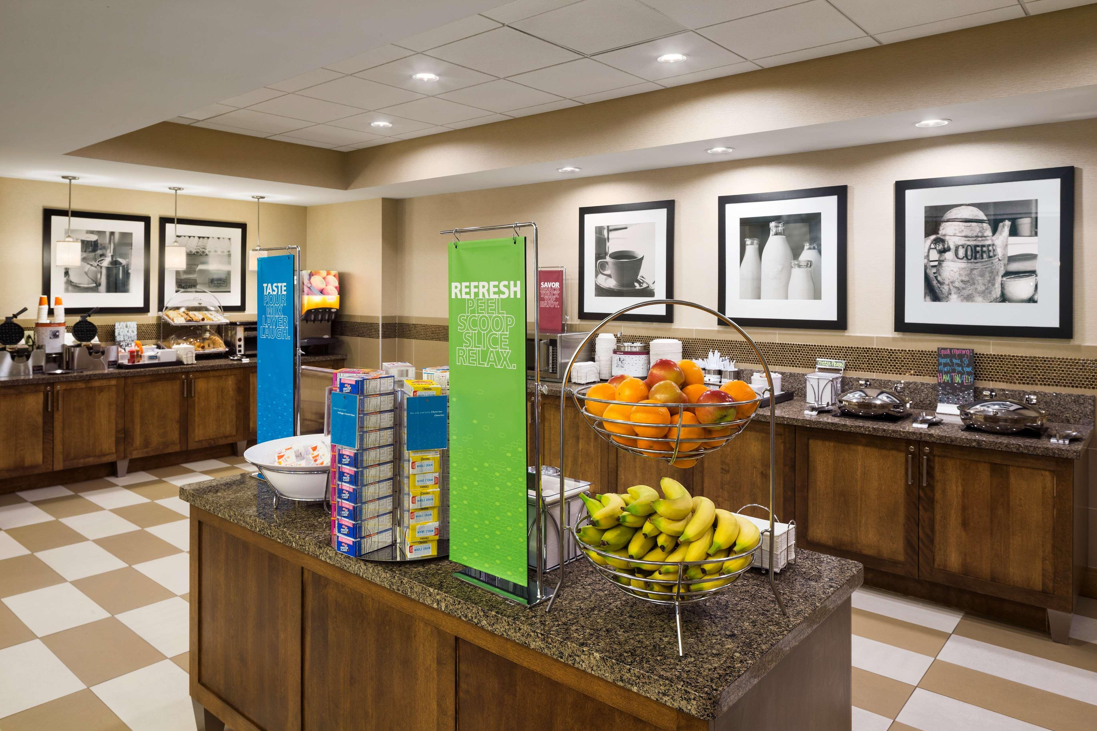 Hampton Inn And Suites Clayton/St. Louis-Galleria Area Extérieur photo