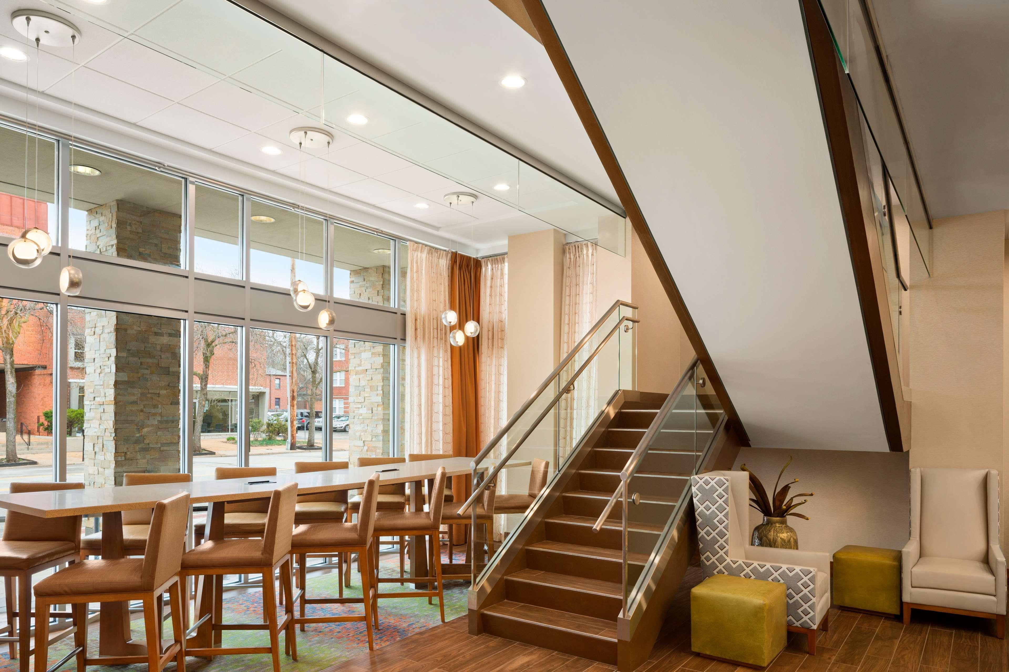 Hampton Inn And Suites Clayton/St. Louis-Galleria Area Extérieur photo