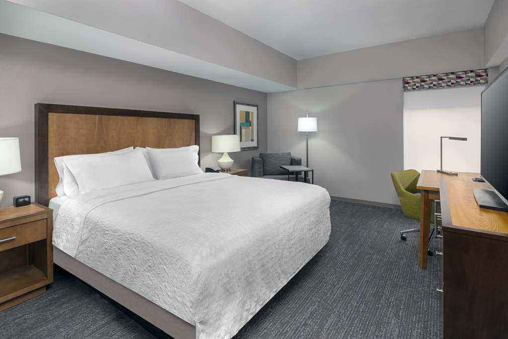Hampton Inn And Suites Clayton/St. Louis-Galleria Area Chambre photo
