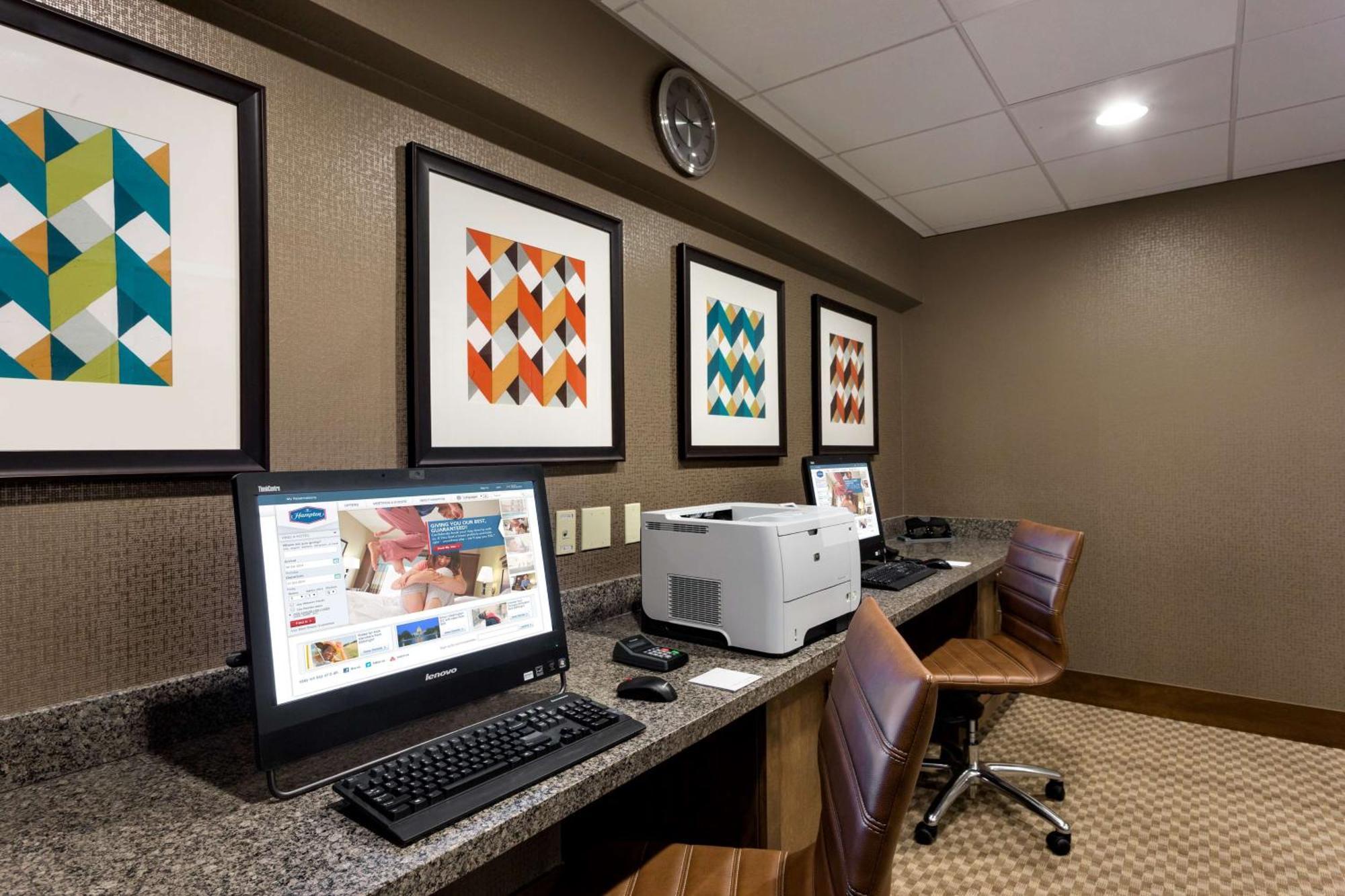 Hampton Inn And Suites Clayton/St. Louis-Galleria Area Extérieur photo